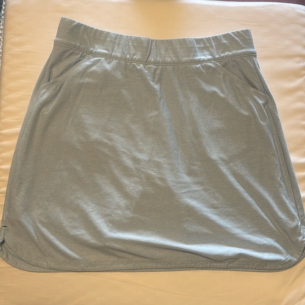 NWOT light blue skort size L